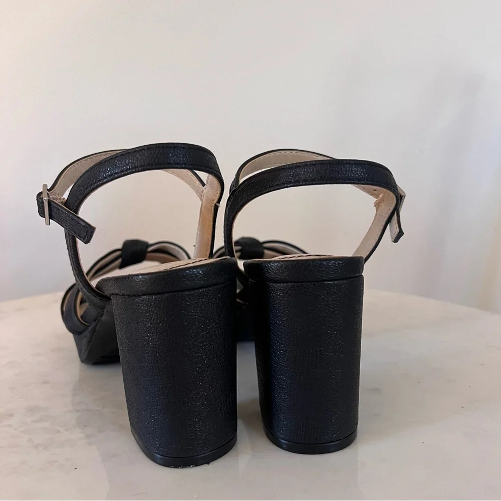 Lifestride Lucky Black Metallic Platform Strappy Sandals Block Heel 6.5 - Picture 5 of 7
